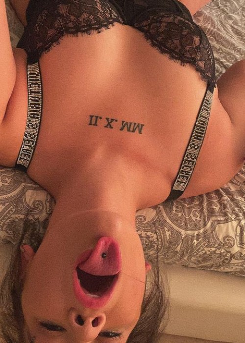 Проститутка Элис Элис